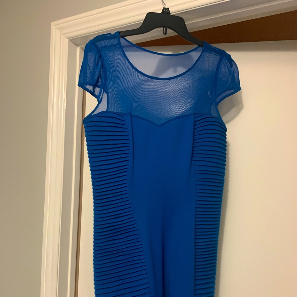 I E dress